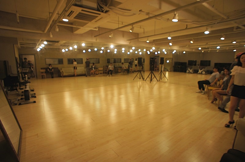 논현동 댄스연습실및 녹음실로 사용중인 엔터테인먼트 사무실임대