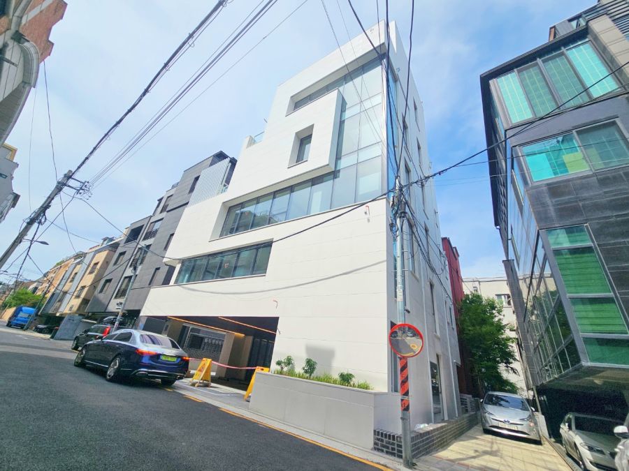 역삼역 179평 2025년 신축 건물, 무권리로 즉시 입주 가능합니다